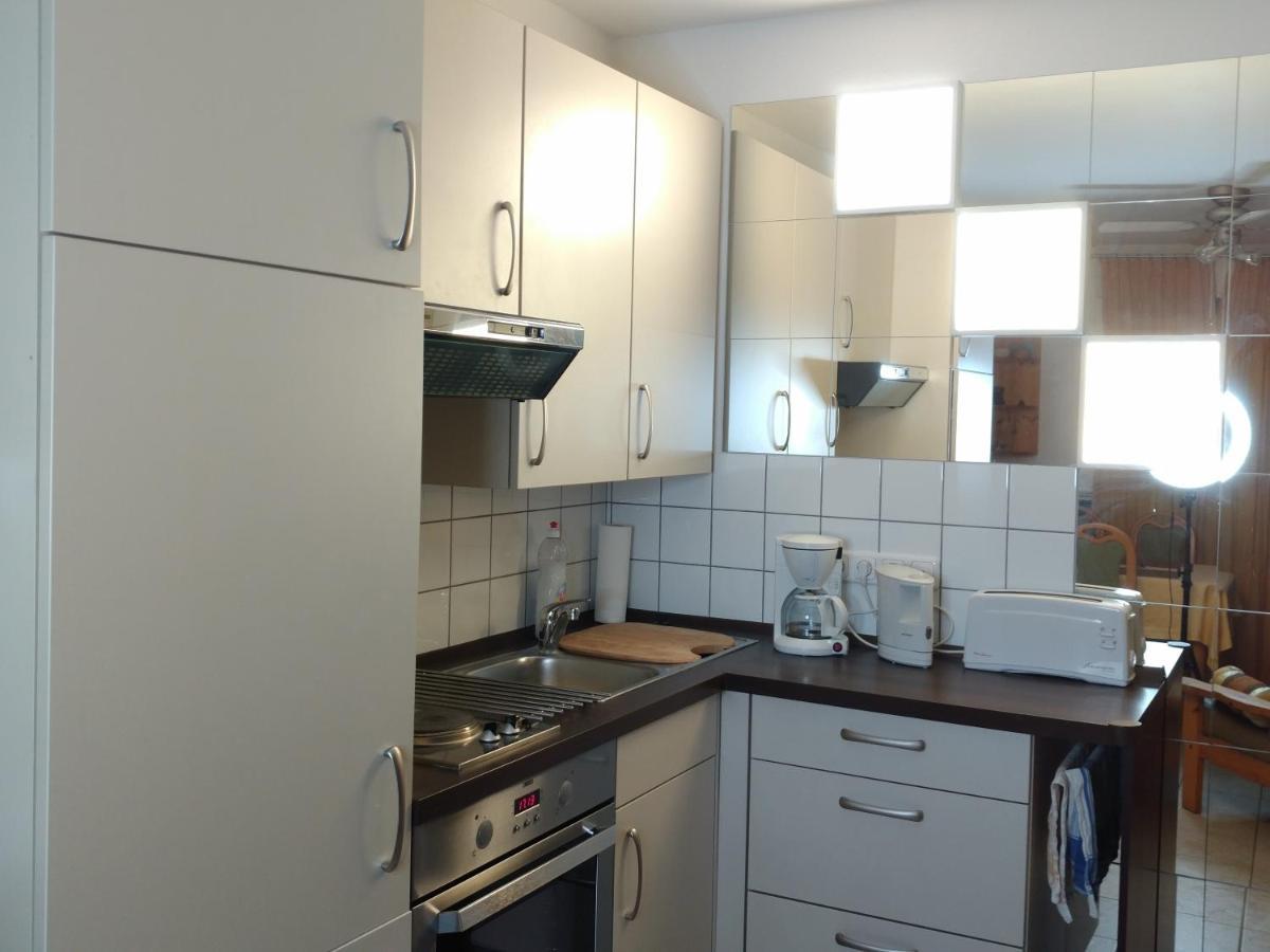 B&B Am See Koeln - Privatzimmer Экстерьер фото