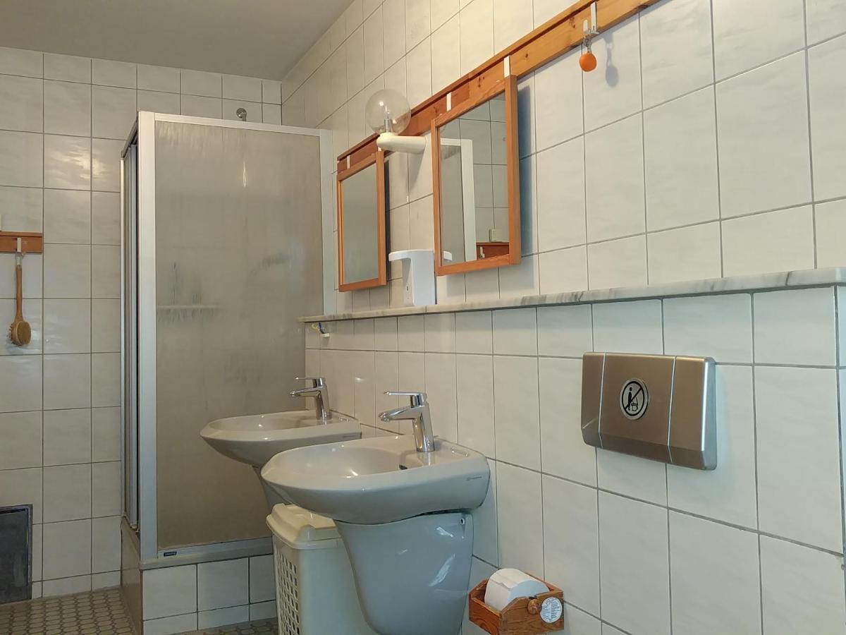 B&B Am See Koeln - Privatzimmer Экстерьер фото